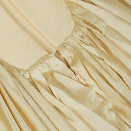 Custom Halter Pleated Dress Manufacturer (1)